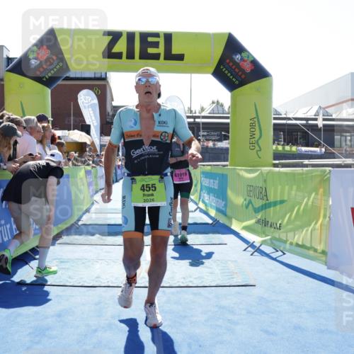 09.08.2026 - GEWOBA Citytriathlon Bremen Yannick Fuchs http://msf.ph/oto/9937049 09.08.2026 15:12:35 Ziel 151, 455, 1019, 1019 meine-sportfotos.de
