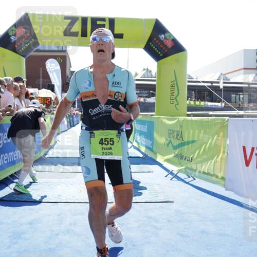 09.08.2026 - GEWOBA Citytriathlon Bremen Yannick Fuchs http://msf.ph/oto/9937051 09.08.2026 15:12:35 Ziel 151, 455, 1019, 1019 meine-sportfotos.de