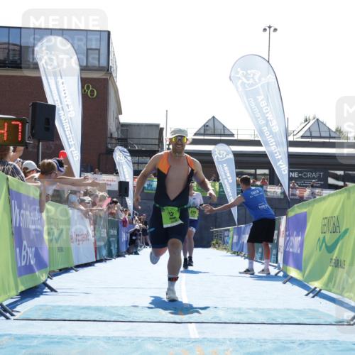 09.08.2026 - GEWOBA Citytriathlon Bremen Yannick Fuchs http://msf.ph/oto/9937083 09.08.2026 15:13:10 Ziel 92, 270, 403 meine-sportfotos.de