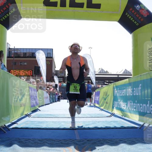 09.08.2026 - GEWOBA Citytriathlon Bremen Yannick Fuchs http://msf.ph/oto/9937085 09.08.2026 15:13:11 Ziel 92, 270, 403 meine-sportfotos.de