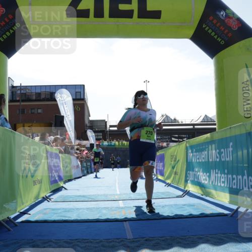 09.08.2026 - GEWOBA Citytriathlon Bremen Yannick Fuchs http://msf.ph/oto/9937092 09.08.2026 15:13:13 Ziel 92, 270, 403 meine-sportfotos.de