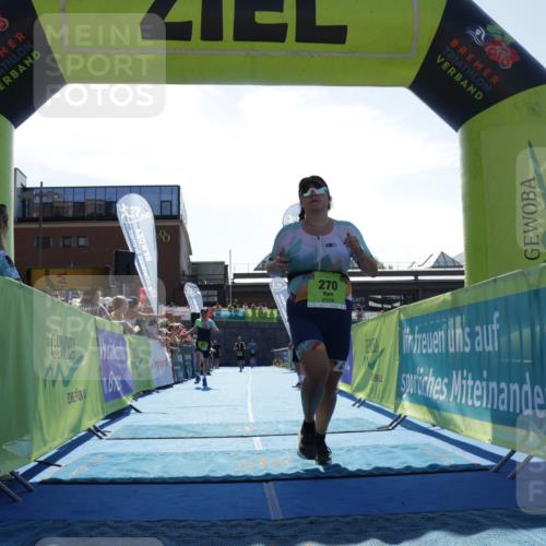 09.08.2026 - GEWOBA Citytriathlon Bremen Yannick Fuchs http://msf.ph/oto/9937093 09.08.2026 15:13:13 Ziel 92, 270, 403 meine-sportfotos.de