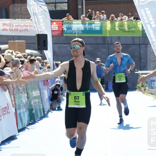 09.08.2026 - GEWOBA Citytriathlon Bremen Yannick Fuchs http://msf.ph/oto/9937109 09.08.2026 15:13:20 Ziel 67, 137, 403 meine-sportfotos.de