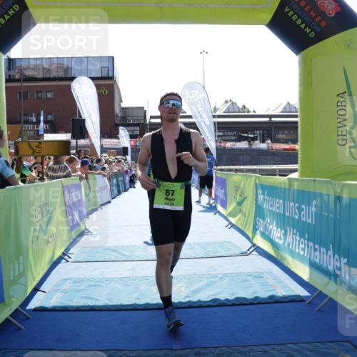 09.08.2026 - GEWOBA Citytriathlon Bremen Yannick Fuchs http://msf.ph/oto/9937114 09.08.2026 15:13:23 Ziel 67, 137, 470 meine-sportfotos.de