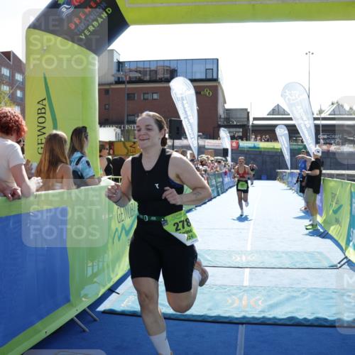 09.08.2026 - GEWOBA Citytriathlon Bremen Yannick Fuchs http://msf.ph/oto/9937157 09.08.2026 15:13:52 Ziel 86, 180, 278, 321, 349, 362, 450 meine-sportfotos.de
