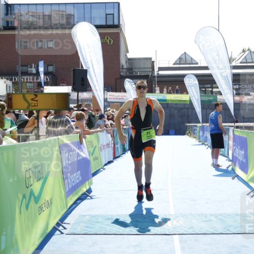 09.08.2026 - GEWOBA Citytriathlon Bremen Yannick Fuchs http://msf.ph/oto/9937171 09.08.2026 15:13:58 Ziel 77, 321 meine-sportfotos.de