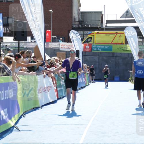 09.08.2026 - GEWOBA Citytriathlon Bremen Yannick Fuchs http://msf.ph/oto/9937230 09.08.2026 15:14:40 Ziel 139 meine-sportfotos.de