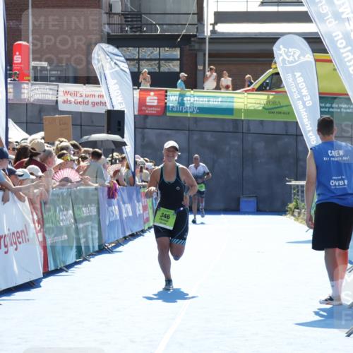 09.08.2026 - GEWOBA Citytriathlon Bremen Yannick Fuchs http://msf.ph/oto/9937236 09.08.2026 15:14:45 Ziel 139, 346 meine-sportfotos.de