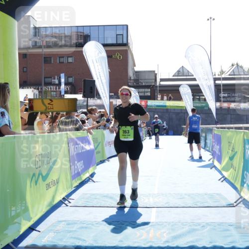 09.08.2026 - GEWOBA Citytriathlon Bremen Yannick Fuchs http://msf.ph/oto/9937261 09.08.2026 15:15:07 Ziel 24, 263 meine-sportfotos.de