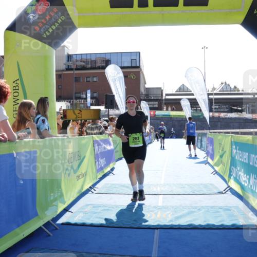 09.08.2026 - GEWOBA Citytriathlon Bremen Yannick Fuchs http://msf.ph/oto/9937263 09.08.2026 15:15:07 Ziel 24, 263 meine-sportfotos.de