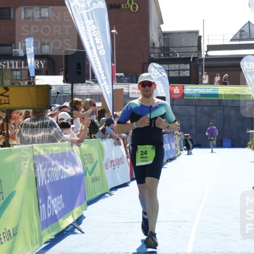 09.08.2026 - GEWOBA Citytriathlon Bremen Yannick Fuchs http://msf.ph/oto/9937271 09.08.2026 15:15:11 Ziel 24, 263 meine-sportfotos.de