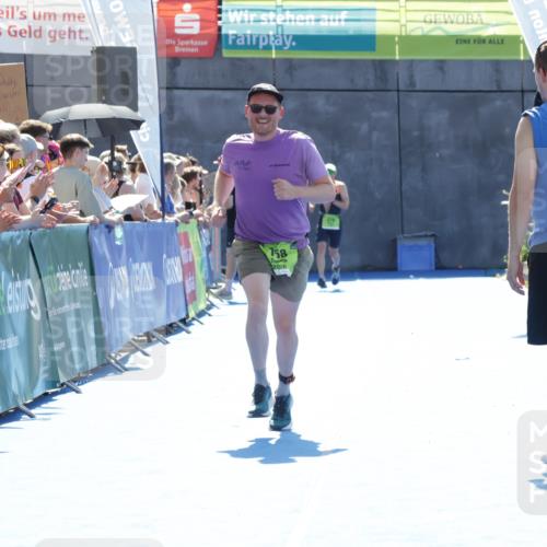09.08.2026 - GEWOBA Citytriathlon Bremen Yannick Fuchs http://msf.ph/oto/9937280 09.08.2026 15:15:19 Ziel 158 meine-sportfotos.de