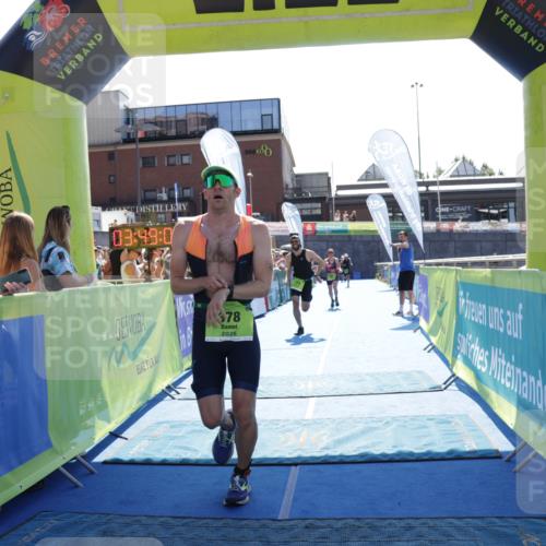 09.08.2026 - GEWOBA Citytriathlon Bremen Yannick Fuchs http://msf.ph/oto/9937300 09.08.2026 15:15:31 Ziel 154, 337, 378 meine-sportfotos.de
