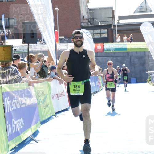 09.08.2026 - GEWOBA Citytriathlon Bremen Yannick Fuchs http://msf.ph/oto/9937302 09.08.2026 15:15:32 Ziel 154, 337, 378 meine-sportfotos.de