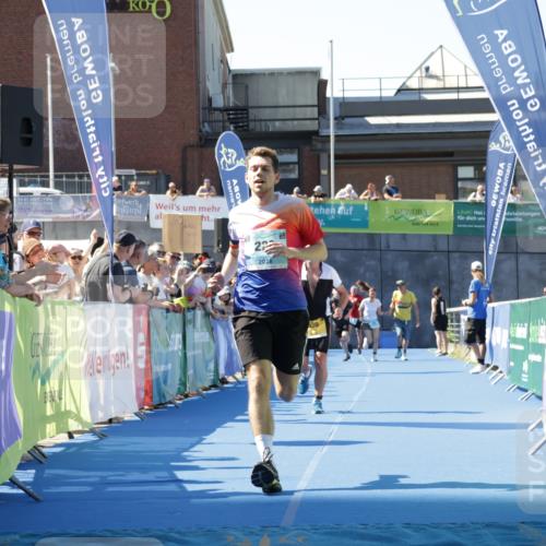 09.08.2026 - GEWOBA Citytriathlon Bremen Yannick Fuchs http://msf.ph/oto/9937321 09.08.2026 11:41:37 Ziel 229, 530 meine-sportfotos.de