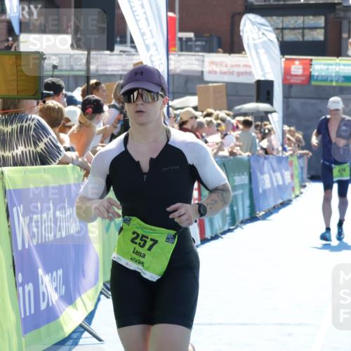 09.08.2026 - GEWOBA Citytriathlon Bremen Yannick Fuchs http://msf.ph/oto/9937333 09.08.2026 15:15:40 Ziel 257, 337, 466 meine-sportfotos.de