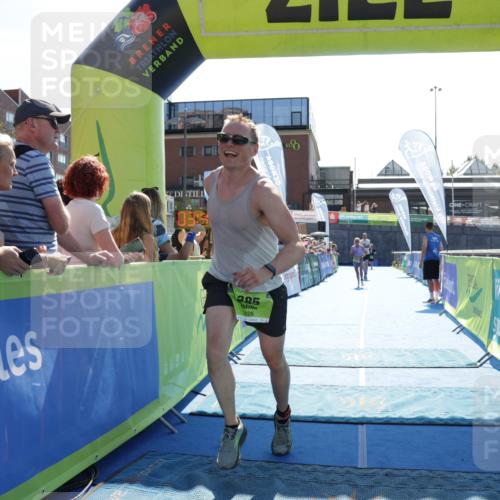 09.08.2026 - GEWOBA Citytriathlon Bremen Yannick Fuchs http://msf.ph/oto/9937388 09.08.2026 15:15:58 Ziel 385, 395, 523 meine-sportfotos.de