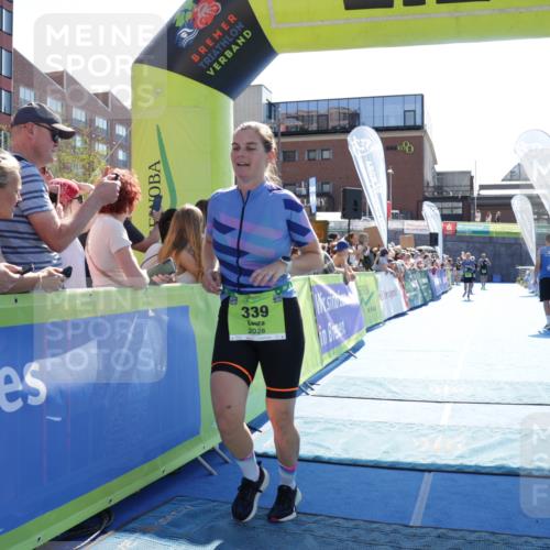 09.08.2026 - GEWOBA Citytriathlon Bremen Yannick Fuchs http://msf.ph/oto/9937436 09.08.2026 15:16:19 Ziel 339, 364 meine-sportfotos.de