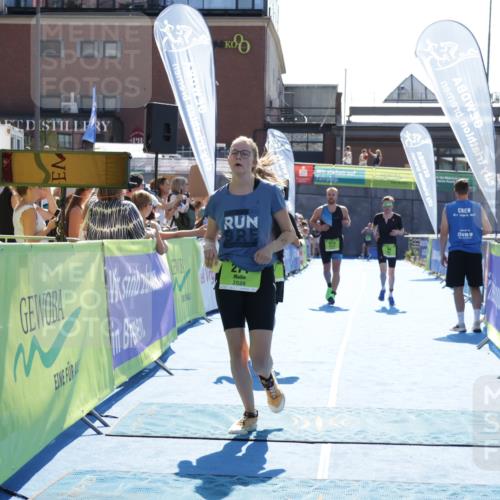 09.08.2026 - GEWOBA Citytriathlon Bremen Yannick Fuchs http://msf.ph/oto/9937441 09.08.2026 15:16:25 Ziel 7, 74, 271, 373 meine-sportfotos.de