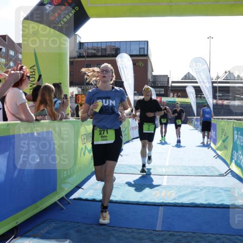 09.08.2026 - GEWOBA Citytriathlon Bremen Yannick Fuchs http://msf.ph/oto/9937445 09.08.2026 15:16:27 Ziel 7, 74, 271, 373 meine-sportfotos.de