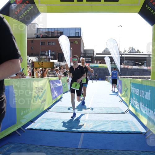 09.08.2026 - GEWOBA Citytriathlon Bremen Yannick Fuchs http://msf.ph/oto/9937453 09.08.2026 15:16:29 Ziel 7, 74, 271, 373 meine-sportfotos.de