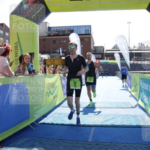 09.08.2026 - GEWOBA Citytriathlon Bremen Yannick Fuchs http://msf.ph/oto/9937456 09.08.2026 15:16:29 Ziel 7, 74, 271, 373 meine-sportfotos.de