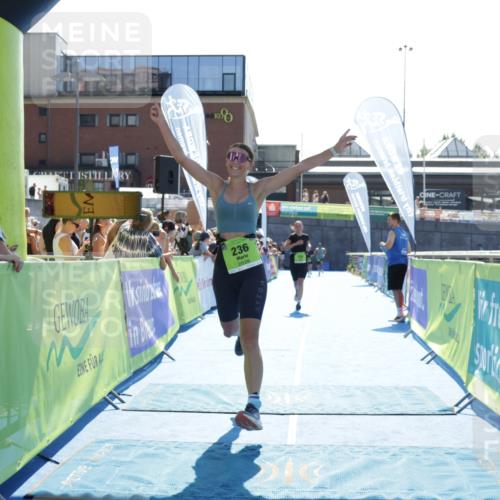 09.08.2026 - GEWOBA Citytriathlon Bremen Yannick Fuchs http://msf.ph/oto/9937470 09.08.2026 15:16:35 Ziel 236, 334 meine-sportfotos.de
