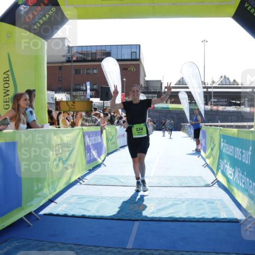 09.08.2026 - GEWOBA Citytriathlon Bremen Yannick Fuchs http://msf.ph/oto/9937481 09.08.2026 15:16:37 Ziel 236, 334, 402 meine-sportfotos.de