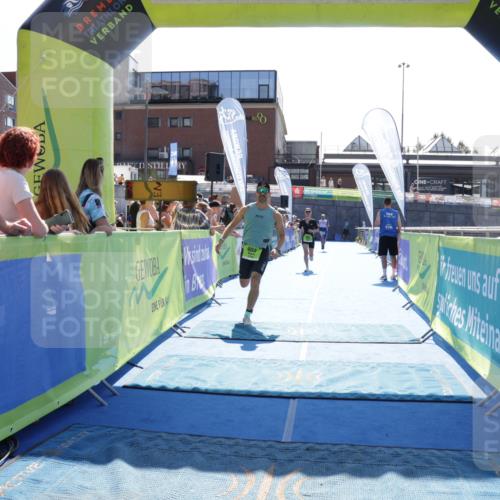 09.08.2026 - GEWOBA Citytriathlon Bremen Yannick Fuchs http://msf.ph/oto/9937491 09.08.2026 15:16:41 Ziel 205, 334, 370, 402 meine-sportfotos.de