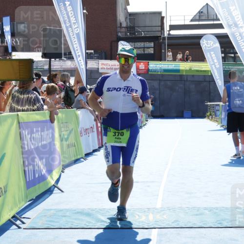 09.08.2026 - GEWOBA Citytriathlon Bremen Yannick Fuchs http://msf.ph/oto/9937503 09.08.2026 15:16:46 Ziel 205, 370, 402 meine-sportfotos.de
