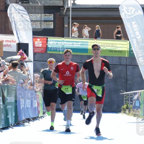 09.08.2026 - GEWOBA Citytriathlon Bremen Yannick Fuchs http://msf.ph/oto/9937519 09.08.2026 15:16:55 Ziel 17, 192, 356, 384 meine-sportfotos.de