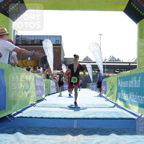 09.08.2026 - GEWOBA Citytriathlon Bremen Yannick Fuchs http://msf.ph/oto/9937527 09.08.2026 15:16:57 Ziel 17, 146, 192, 356, 384 meine-sportfotos.de