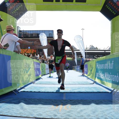 09.08.2026 - GEWOBA Citytriathlon Bremen Yannick Fuchs http://msf.ph/oto/9937530 09.08.2026 15:16:57 Ziel 17, 146, 192, 356, 384 meine-sportfotos.de
