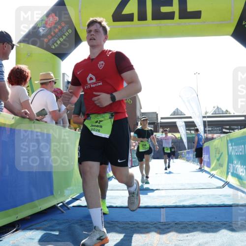 09.08.2026 - GEWOBA Citytriathlon Bremen Yannick Fuchs http://msf.ph/oto/9937543 09.08.2026 15:17:00 Ziel 17, 146, 192, 356, 384 meine-sportfotos.de