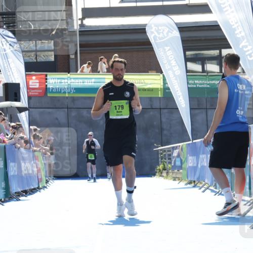 09.08.2026 - GEWOBA Citytriathlon Bremen Yannick Fuchs http://msf.ph/oto/9937557 09.08.2026 15:17:04 Ziel 17, 146, 179, 192, 356 meine-sportfotos.de