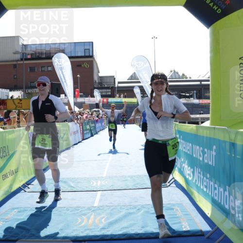 09.08.2026 - GEWOBA Citytriathlon Bremen Yannick Fuchs http://msf.ph/oto/9937571 09.08.2026 15:17:14 Ziel 33, 60, 207 meine-sportfotos.de