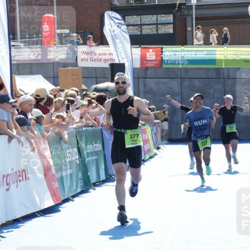 09.08.2026 - GEWOBA Citytriathlon Bremen Yannick Fuchs http://msf.ph/oto/9937593 09.08.2026 15:17:27 Ziel 43, 44, 377, 441 meine-sportfotos.de