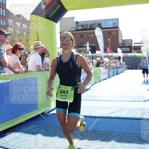 09.08.2026 - GEWOBA Citytriathlon Bremen Yannick Fuchs http://msf.ph/oto/9937679 09.08.2026 15:18:15 Ziel 487 meine-sportfotos.de