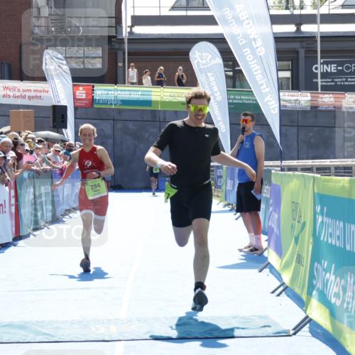 09.08.2026 - GEWOBA Citytriathlon Bremen Yannick Fuchs http://msf.ph/oto/9937683 09.08.2026 15:18:22 Ziel 37, 284 meine-sportfotos.de