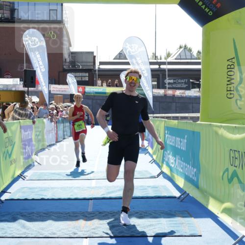 09.08.2026 - GEWOBA Citytriathlon Bremen Yannick Fuchs http://msf.ph/oto/9937686 09.08.2026 15:18:23 Ziel 37, 284 meine-sportfotos.de