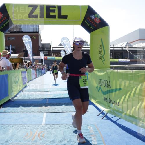 09.08.2026 - GEWOBA Citytriathlon Bremen Yannick Fuchs http://msf.ph/oto/9937699 09.08.2026 15:18:36 Ziel 220, 260 meine-sportfotos.de