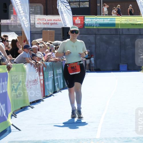 09.08.2026 - GEWOBA Citytriathlon Bremen Yannick Fuchs http://msf.ph/oto/9937707 09.08.2026 15:18:42 Ziel 260, 961 meine-sportfotos.de