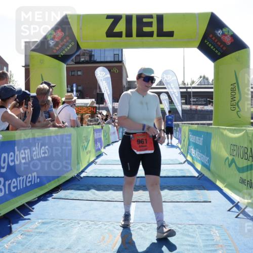 09.08.2026 - GEWOBA Citytriathlon Bremen Yannick Fuchs http://msf.ph/oto/9937710 09.08.2026 15:18:47 Ziel 961 meine-sportfotos.de