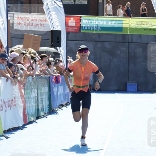 09.08.2026 - GEWOBA Citytriathlon Bremen Yannick Fuchs http://msf.ph/oto/9937716 09.08.2026 15:18:53 Ziel 314 meine-sportfotos.de