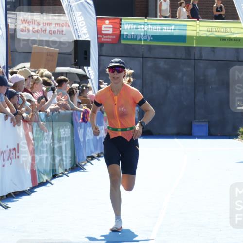 09.08.2026 - GEWOBA Citytriathlon Bremen Yannick Fuchs http://msf.ph/oto/9937718 09.08.2026 15:18:53 Ziel 314 meine-sportfotos.de