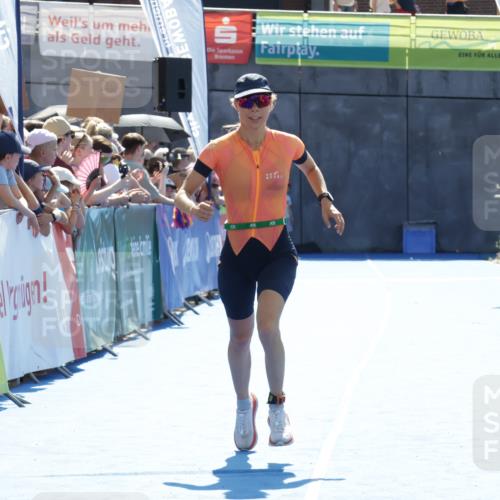 09.08.2026 - GEWOBA Citytriathlon Bremen Yannick Fuchs http://msf.ph/oto/9937719 09.08.2026 15:18:54 Ziel 314 meine-sportfotos.de