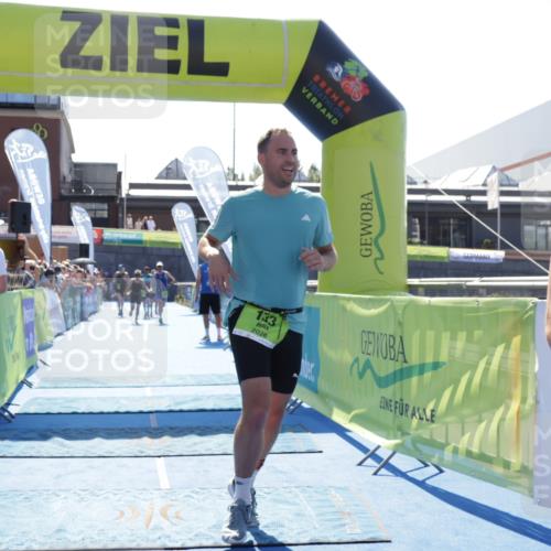 09.08.2026 - GEWOBA Citytriathlon Bremen Yannick Fuchs http://msf.ph/oto/9937786 09.08.2026 15:19:55 Ziel 133, 291, 351, 453, 462, 527 meine-sportfotos.de