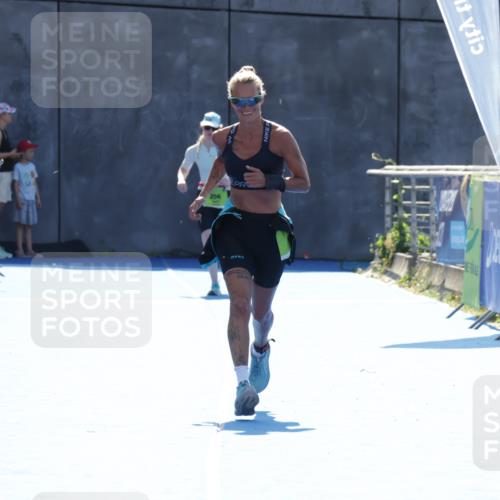 09.08.2026 - GEWOBA Citytriathlon Bremen Yannick Fuchs http://msf.ph/oto/9937816 09.08.2026 15:20:31 Ziel 352 meine-sportfotos.de