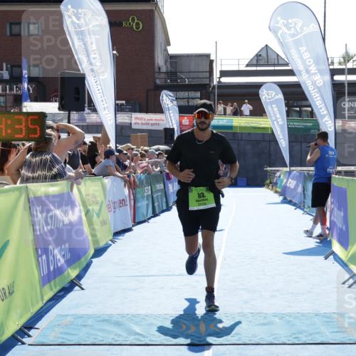 09.08.2026 - GEWOBA Citytriathlon Bremen Yannick Fuchs http://msf.ph/oto/9937844 09.08.2026 15:20:58 Ziel 14, 66, 82 meine-sportfotos.de