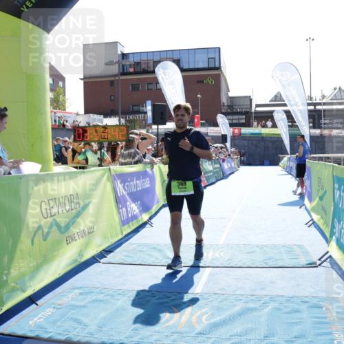 09.08.2026 - GEWOBA Citytriathlon Bremen Yannick Fuchs http://msf.ph/oto/9937858 09.08.2026 15:21:05 Ziel 66, 369 meine-sportfotos.de